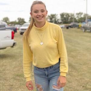 Meet your Posher, Stephanie